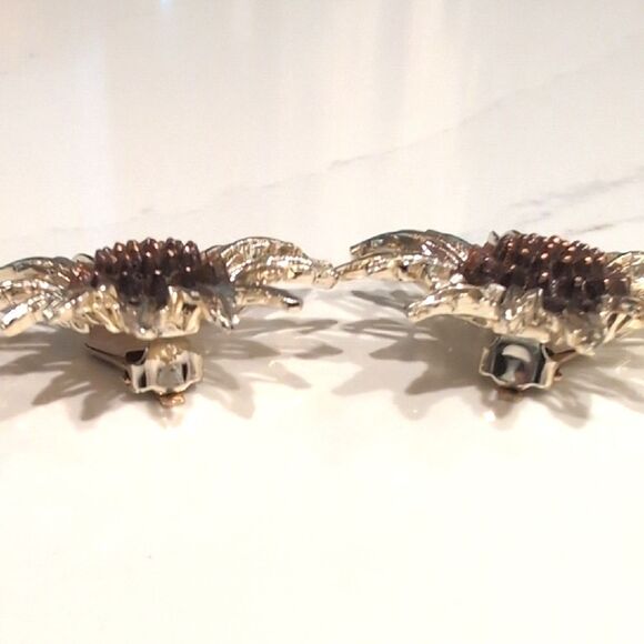 Vintage Sarah Coventry Large Star-Burst Clip On Earrings - Picture 5 of 12